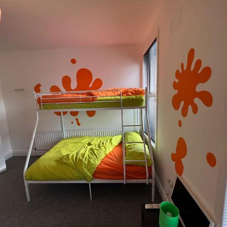 Villa Nickelodeon House Great For Kids à Blackpool Extérieur photo