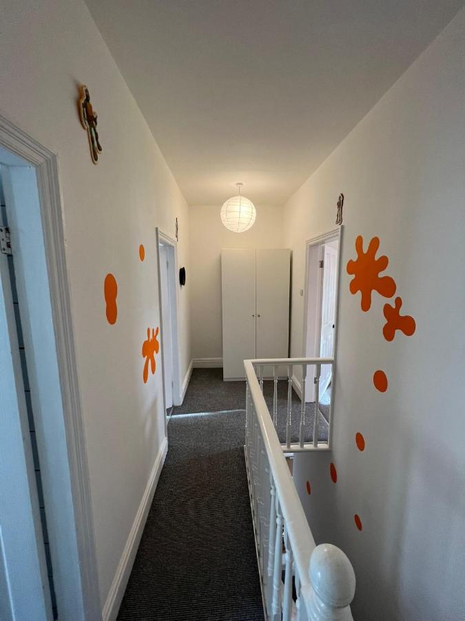 Villa Nickelodeon House Great For Kids à Blackpool Extérieur photo