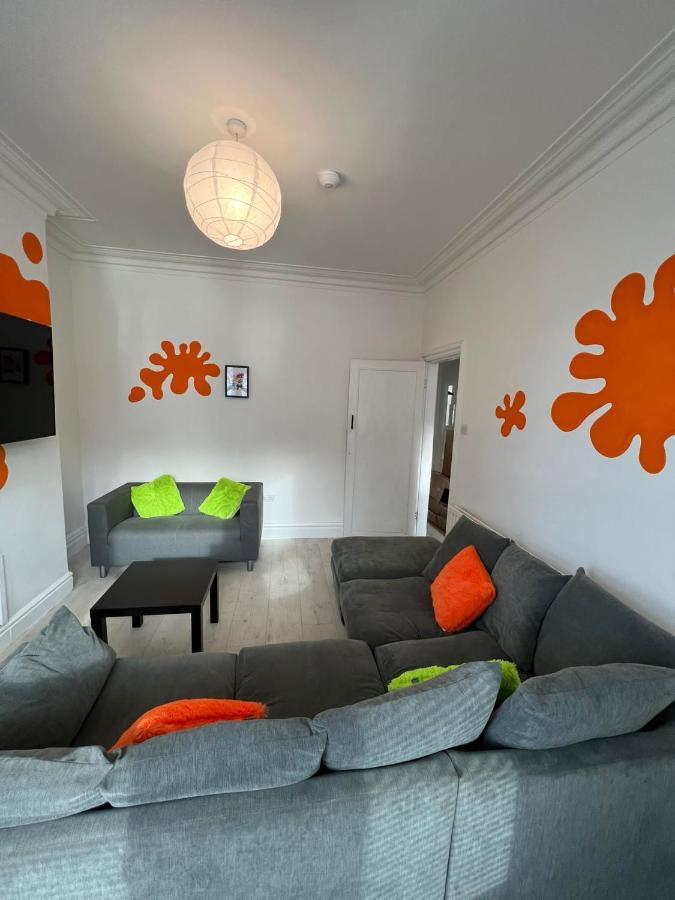 Villa Nickelodeon House Great For Kids à Blackpool Extérieur photo