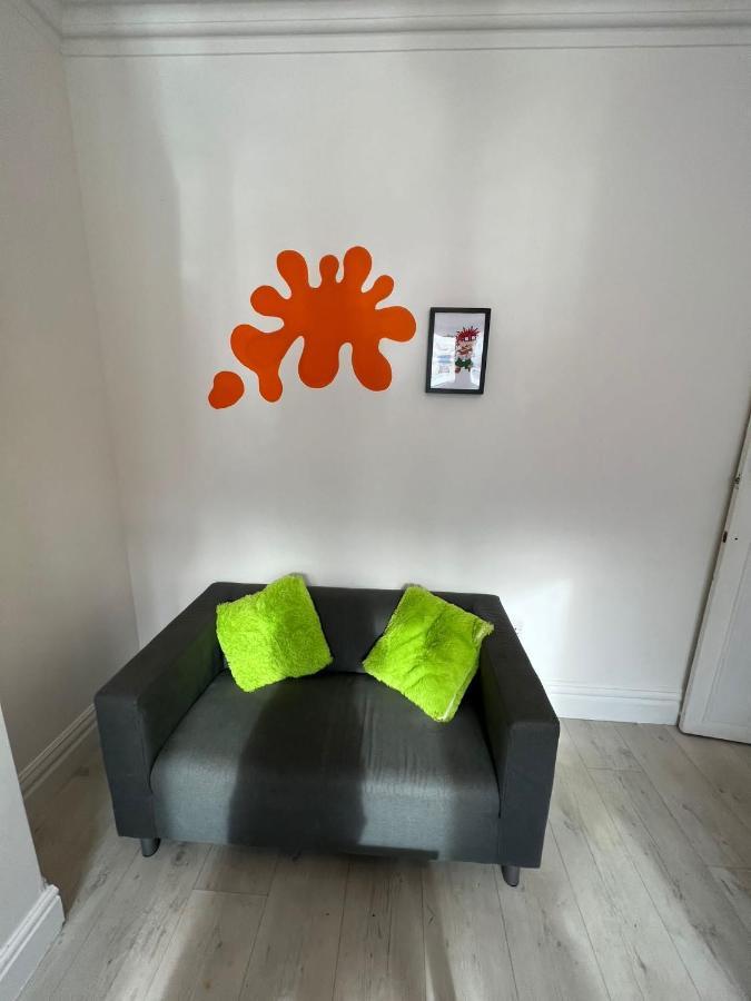 Villa Nickelodeon House Great For Kids à Blackpool Extérieur photo